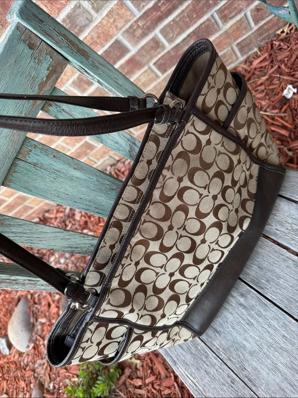 Coach Park Signature Carrie Tote 👜 w/Monogram canvas & dark brown leather trim